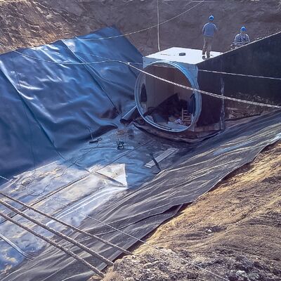 Lớp lót geomembrane HDPE an toàn cho cá cho hồ chứa tưới nông nghiệp