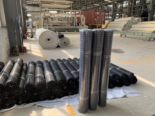 Lưới ổn định mặt đất đen Sợi thủy tinh Geogrid cho mặt đường xi măng