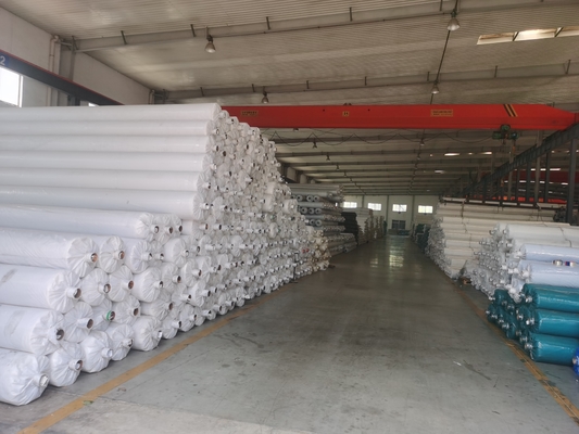 10% kéo dài Geotextile dệt để ổn định đất 50m-100m chiều dài