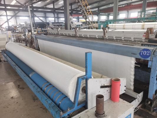 5.2m chiều rộng vải dệt địa dệt với độ bền 10% kéo dài và công suất nặng ≥12KN CBR Độ bền đâm