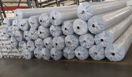 5.2m chiều rộng vải dệt địa dệt với độ bền 10% kéo dài và công suất nặng ≥12KN CBR Độ bền đâm
