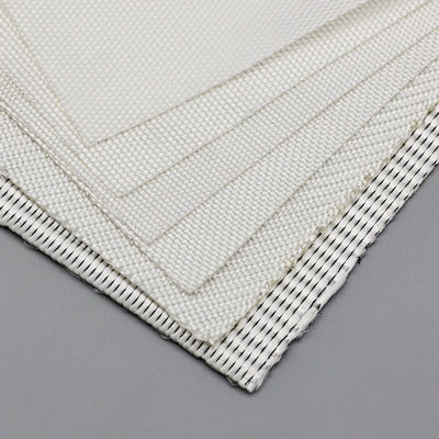 Các hạt polyester polypropylene PET PP màu đen phù hợp để tái chế và sản xuất các vật liệu đóng gói thân thiện với môi trường
