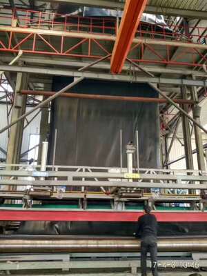 Chỉ số oxy ít nhất 30% HDPE Geomembrane được thiết kế để hoạt động trong điều kiện khắc nghiệt thời gian sống hơn 10 năm