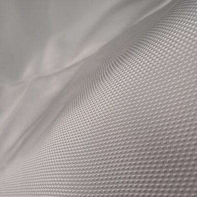 Vải địa kỹ thuật dệt dài 50m 100m có cường độ xuyên thủng CBR ≥12KN và kích thước lỗ rỗng 0,05-0,2mm lý tưởng cho các dự án xây dựng đường bộ