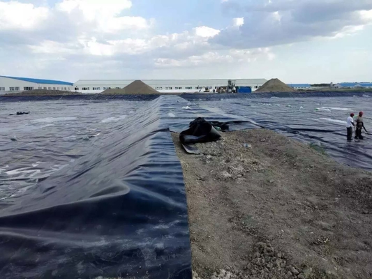 Chống ăn mòn PVC Geomembrane Vải lót Độ bền kéo cao 0.8mm đến 2mm