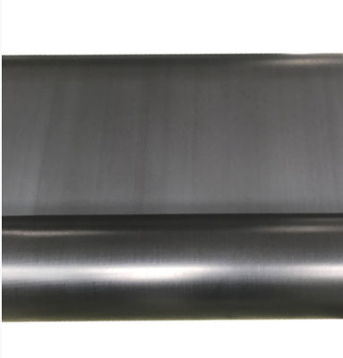 Màng chống thấm ao nuôi cá có chỉ số oxy 30%, vật liệu bền, chống thấm nước, chống thủng 20N, thích hợp cho nuôi trồng thủy sản và quản lý nước.